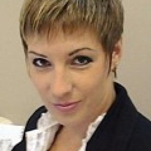                     sandra                