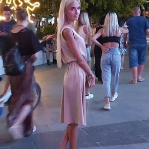                     boukje                