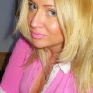                     sabrina32                