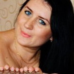                     Amanda                